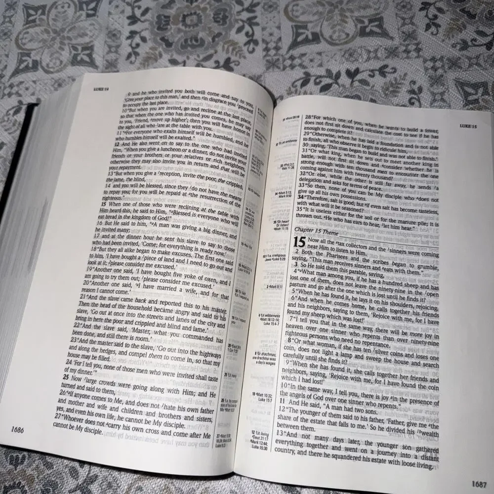 The New Inductive Study Bible by Precept Ministries Kay Arthur NASV Upd Hardback